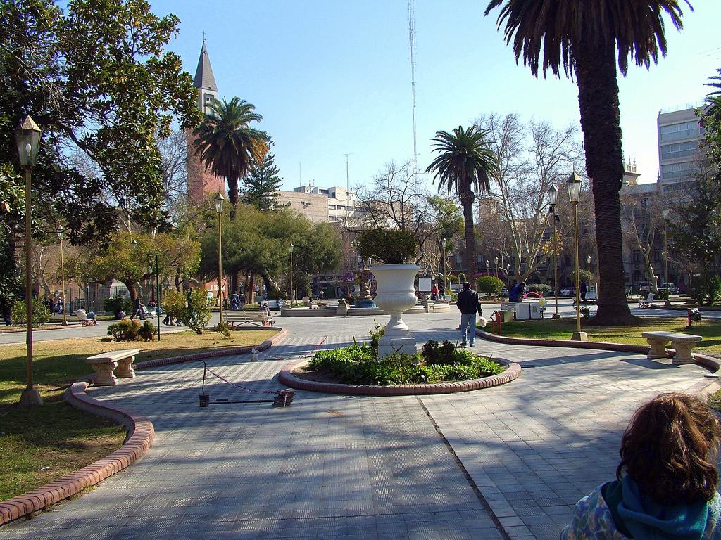 1. Plaza 25 de Mayo