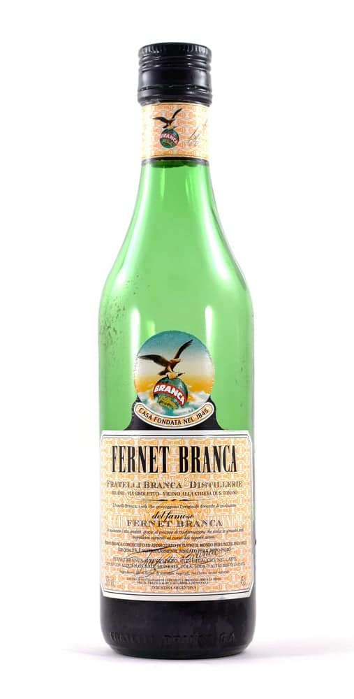 Trinke einen Fernet mit Coca-Cola