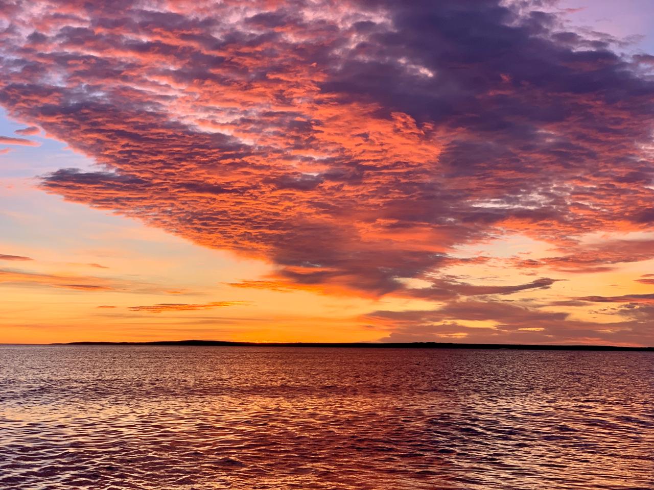 Paquete de viaje a Bahía Bustamante (Auto de Alquiler)