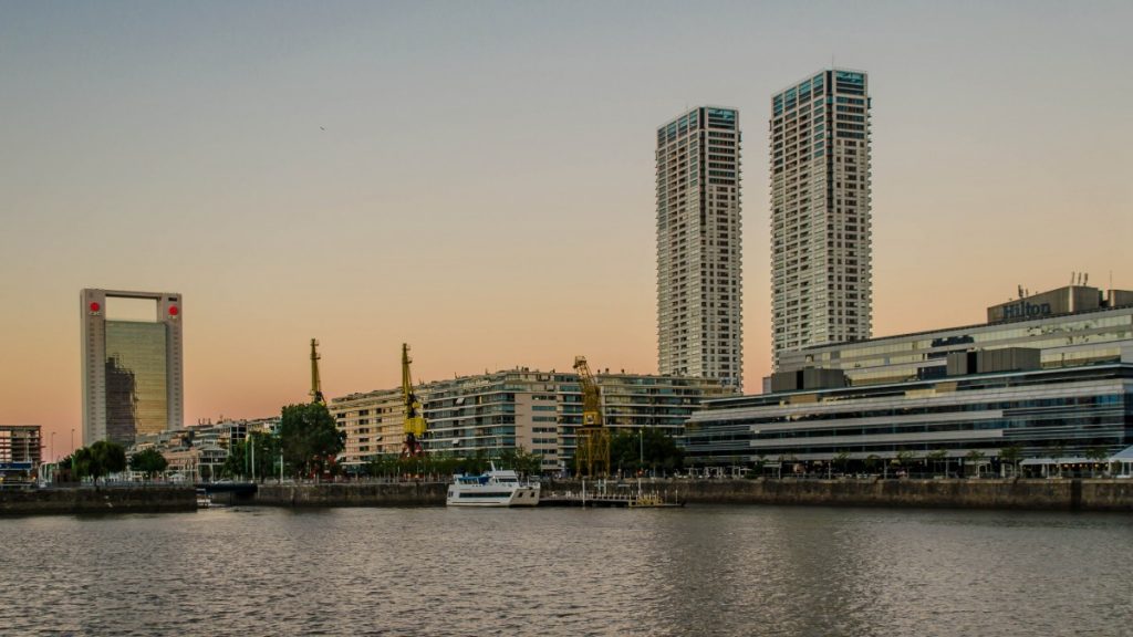 buenos aires puerto madero buildings argentina blue 914396.jpgd Come arrivare a Buenos Aires