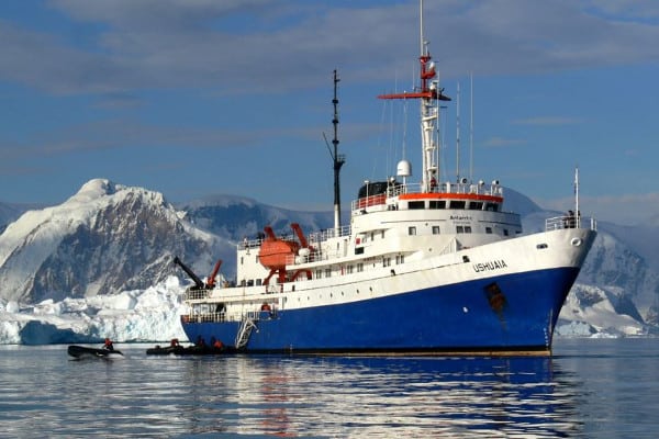 MV Ushuaia- Todos los cruceros a la Antartida