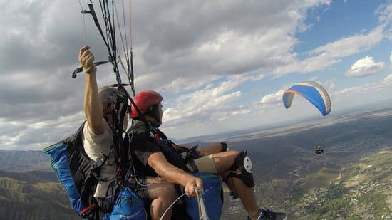 Paragliding From Cerro Arco 25 mejores cosas que hacer en Mendoza (Argentina)