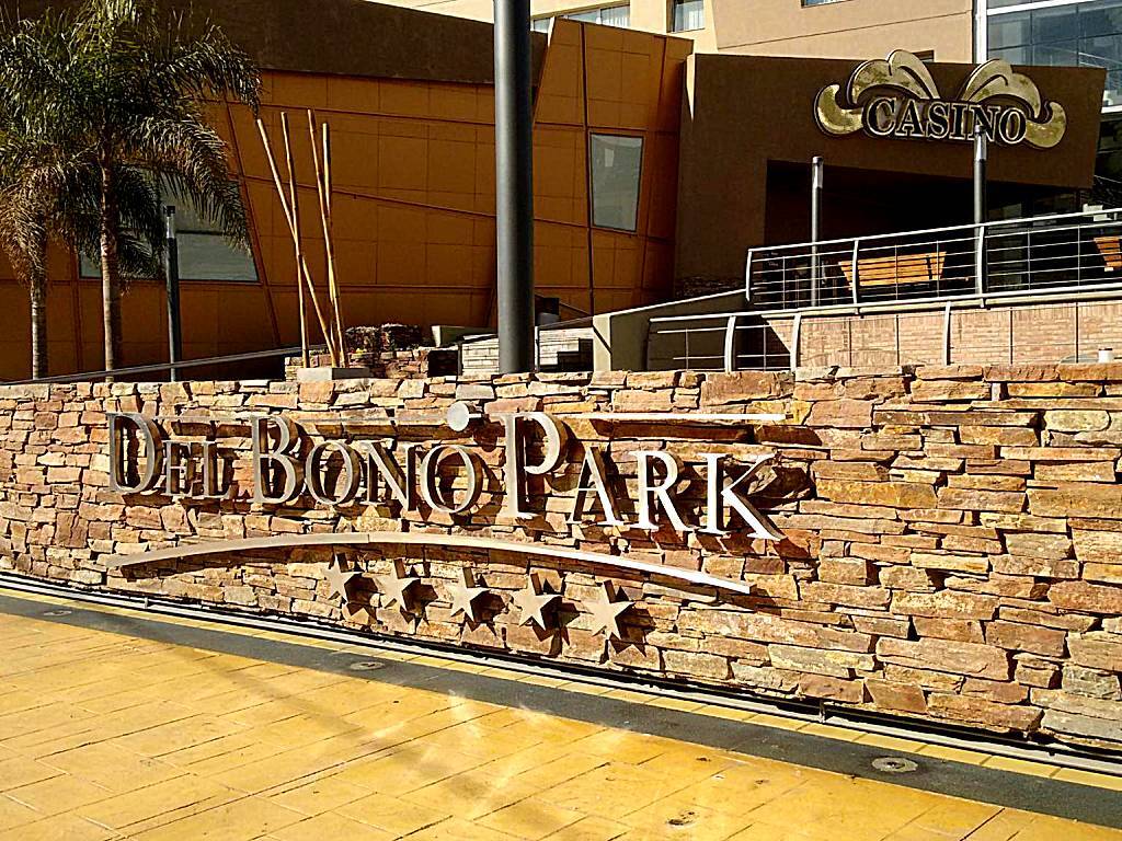1 Hotel Del Bono Park
